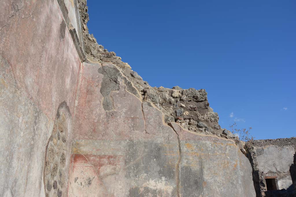 IX.5.18 Pompeii. May 2017. Room o, upper south wall in south-east corner.
Foto Christian Beck, ERC Grant 681269 DÉCOR.