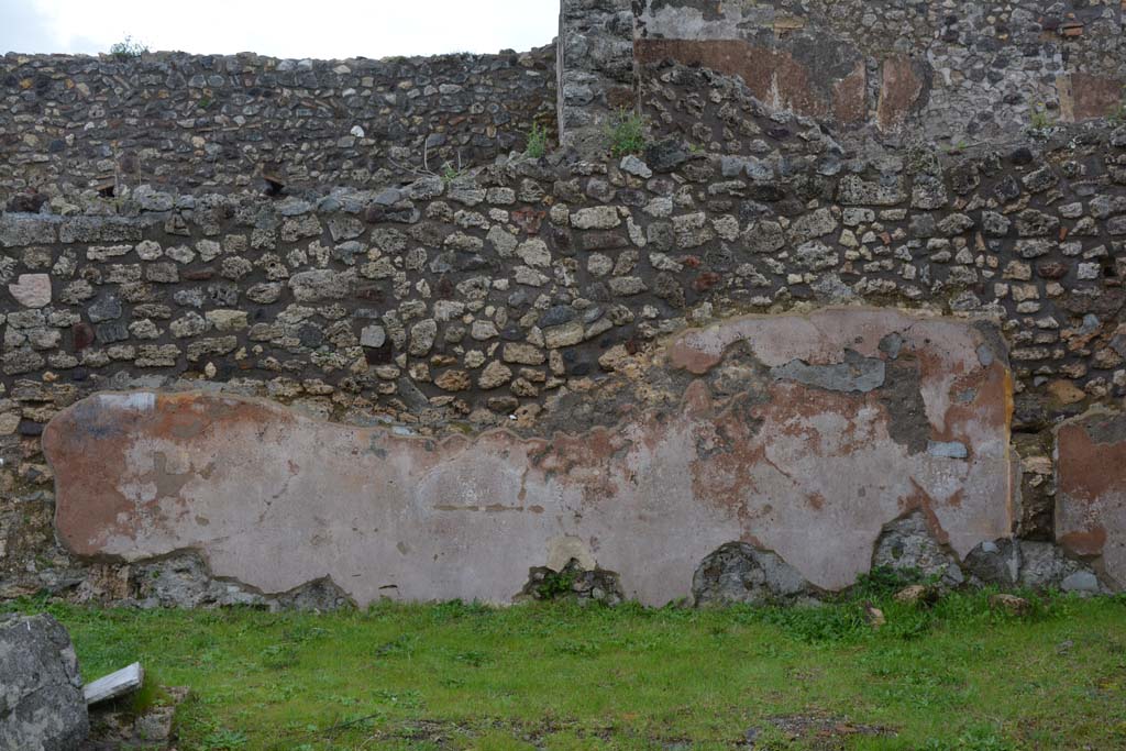 IX.5.18 Pompeii. March 2018. Looking towards east wall of atrium/courtyard garden.  
Foto Annette Haug, ERC Grant 681269 DÉCOR.