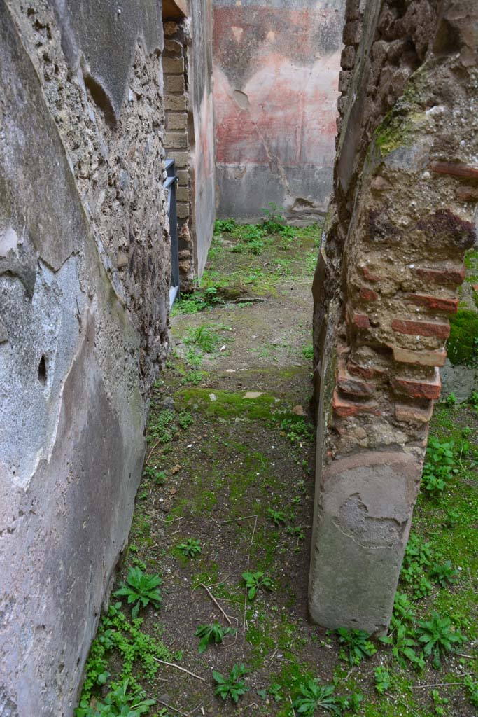 IX.5.18 Pompeii. March 2017. Room c, looking west.
Foto Christian Beck, ERC Grant 681269 DÉCOR.