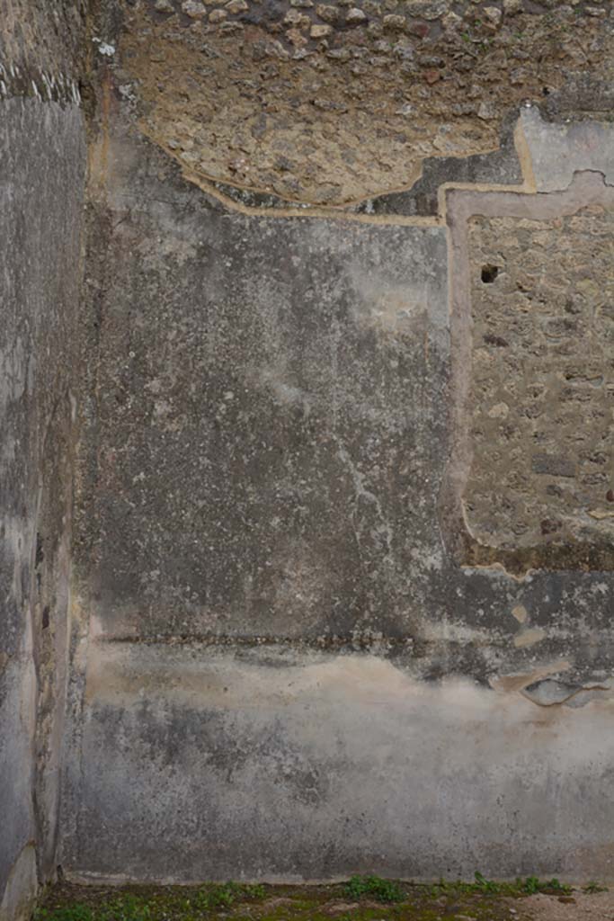 IX.5.18 Pompeii. March 2018. Triclinium “f”, south end of west wall.  
Foto Annette Haug, ERC Grant 681269 DÉCOR.