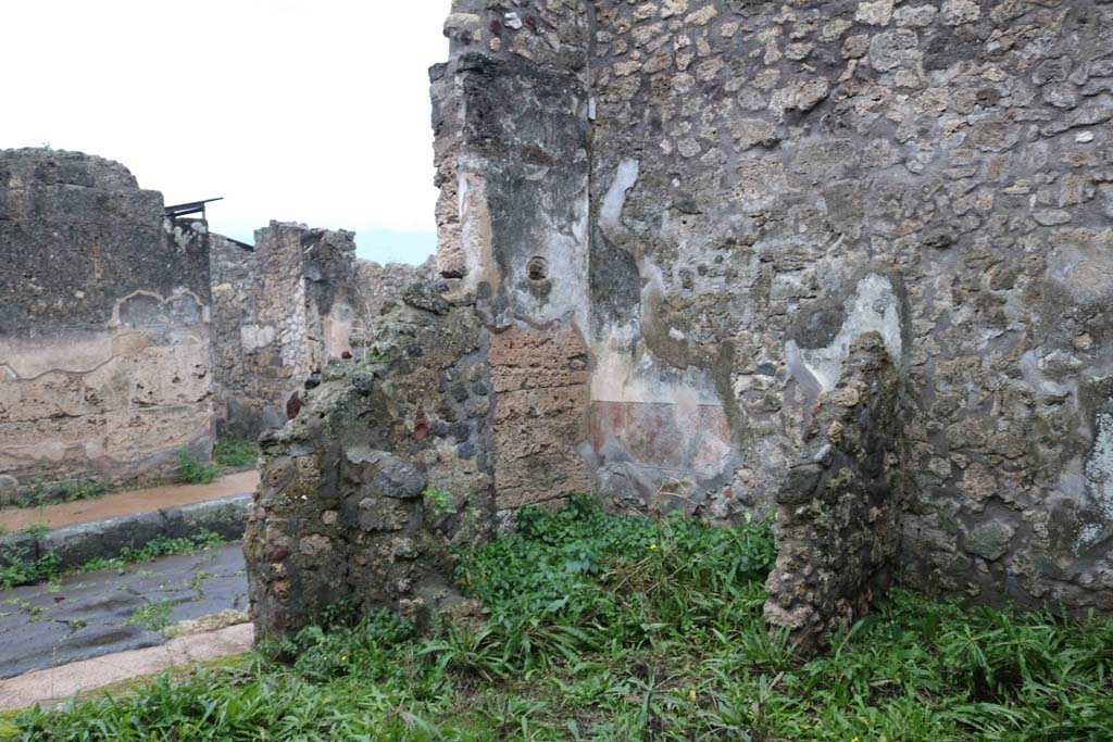 IX.6.f Pompeii. December 2018. 
Looking towards south-west corner of shop-room, according to Mau – a cupboard or small area. Photo courtesy of Aude Durand.