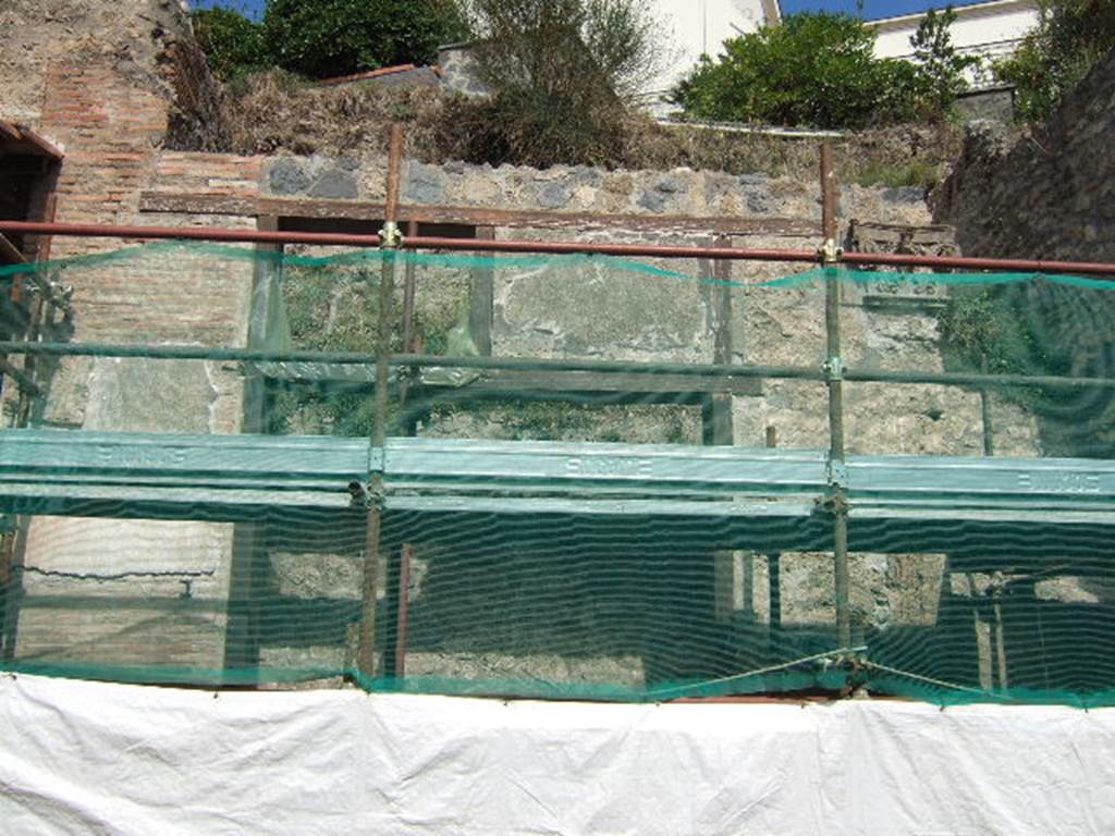 IX.7.4   (partly excavated )
IX.7.4 September 2005