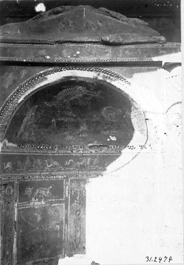 IX.7.20 Pompeii. 1931. Mosaic fountain.
DAIR 31.2474. Photo © Deutsches Archäologisches Institut, Abteilung Rom, Arkiv. 
See http://arachne.uni-koeln.de/item/marbilderbestand/936497