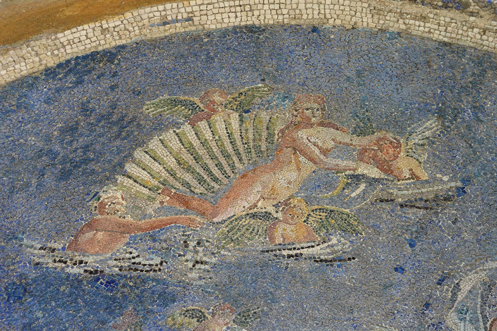 IX.7.20 Pompeii. October 2017. 
Arched top with Venus in a shell and bathing figures from mosaic fountain. Photo courtesy of Johannes Eber.
