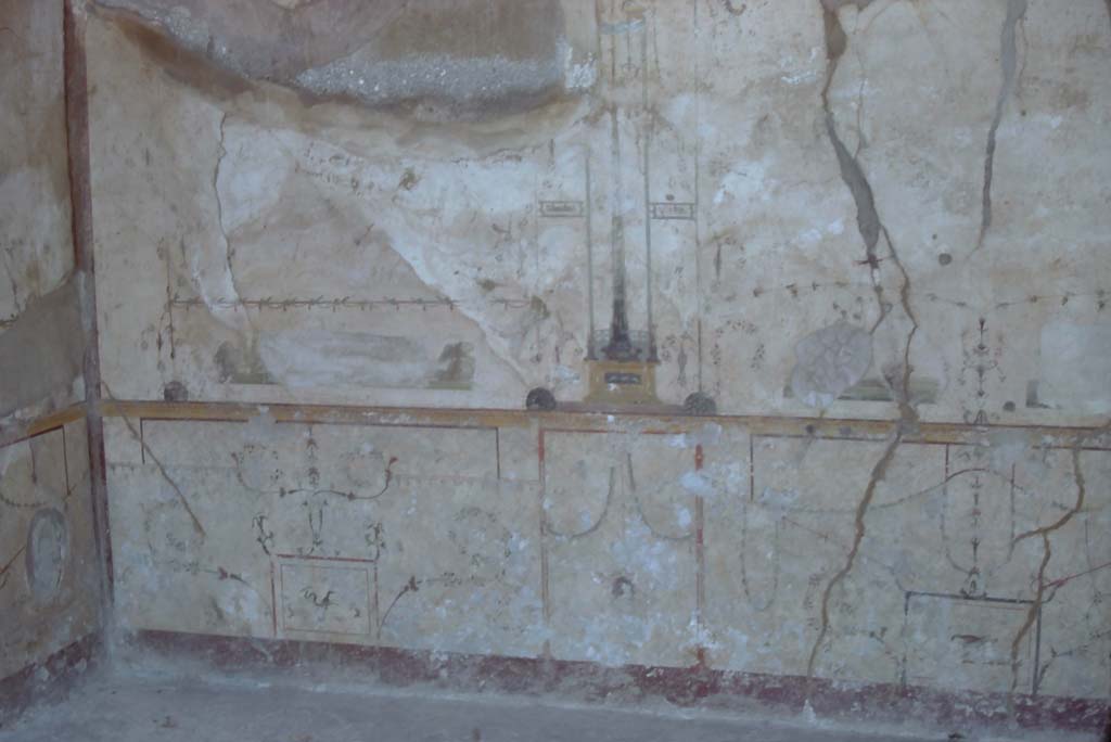 IX.8.6 Pompeii. 7th August 1976. Room 57, detail from west side of north wall of white triclinium.
Photo courtesy of Rick Bauer, from Dr George Fay’s slides collection.