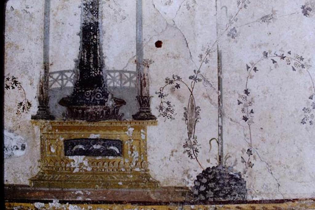 IX.8.6 Pompeii, 1968.  Room 57, detail from north wall of white triclinium. Photo by Stanley A. Jashemski.
Source: The Wilhelmina and Stanley A. Jashemski archive in the University of Maryland Library, Special Collections (See collection page) and made available under the Creative Commons Attribution-Non Commercial License v.4. See Licence and use details. J68f1552