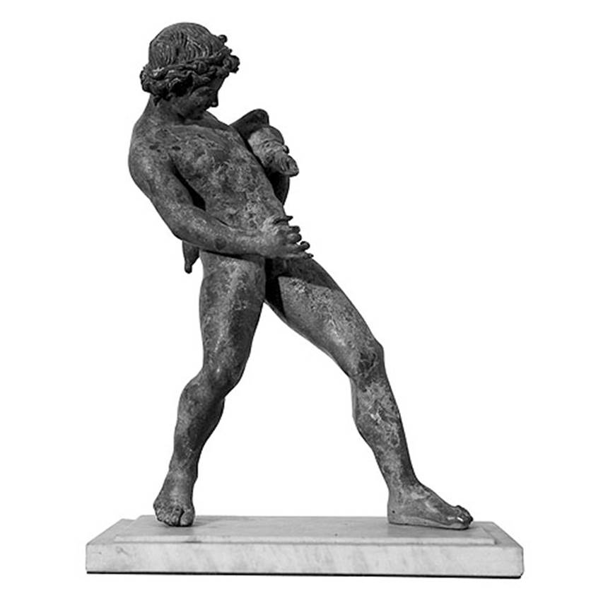 IX.8.6 Pompeii. 19th century copy of statue of satyr with wineskin.   
According to Mau, in the middle of the north rounded end of the pool, found on a base of tufa, was the magnificent bronze statue of a Satyr with a wineskin.
The original was removed to the Naples Archaeological Museum, inventory number 111495.
See Bullettino dell’Instituto di corrispondenza archeologica, 1881, (p.170)