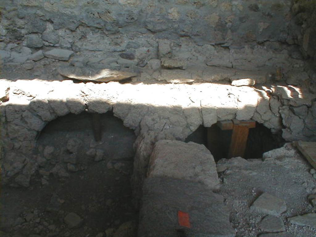 IX.8.6 Pompeii. September 2004. Room 29, praefurnium of baths area.