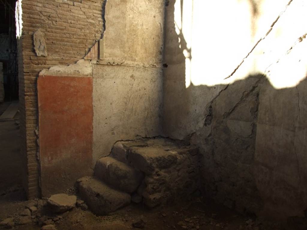 IX.12.6 Pompeii. March 2009. Room “b”, stairs in north east corner.