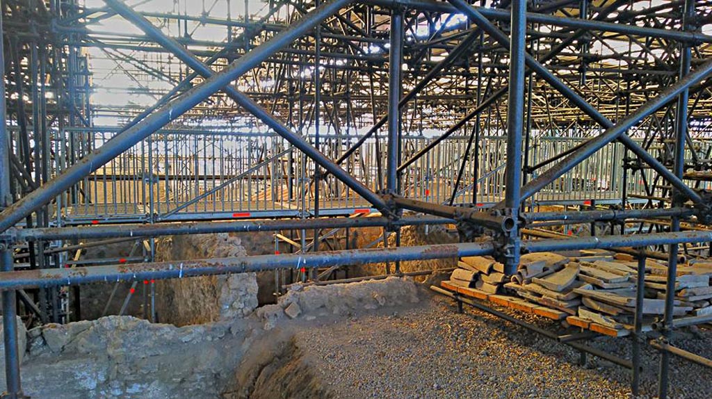 IX.12.B/IX.12.9 Pompeii. 2016/2017. 
Unexcavated area along the north side of the insula. Looking south. Photo courtesy of Giuseppe Ciaramella.
