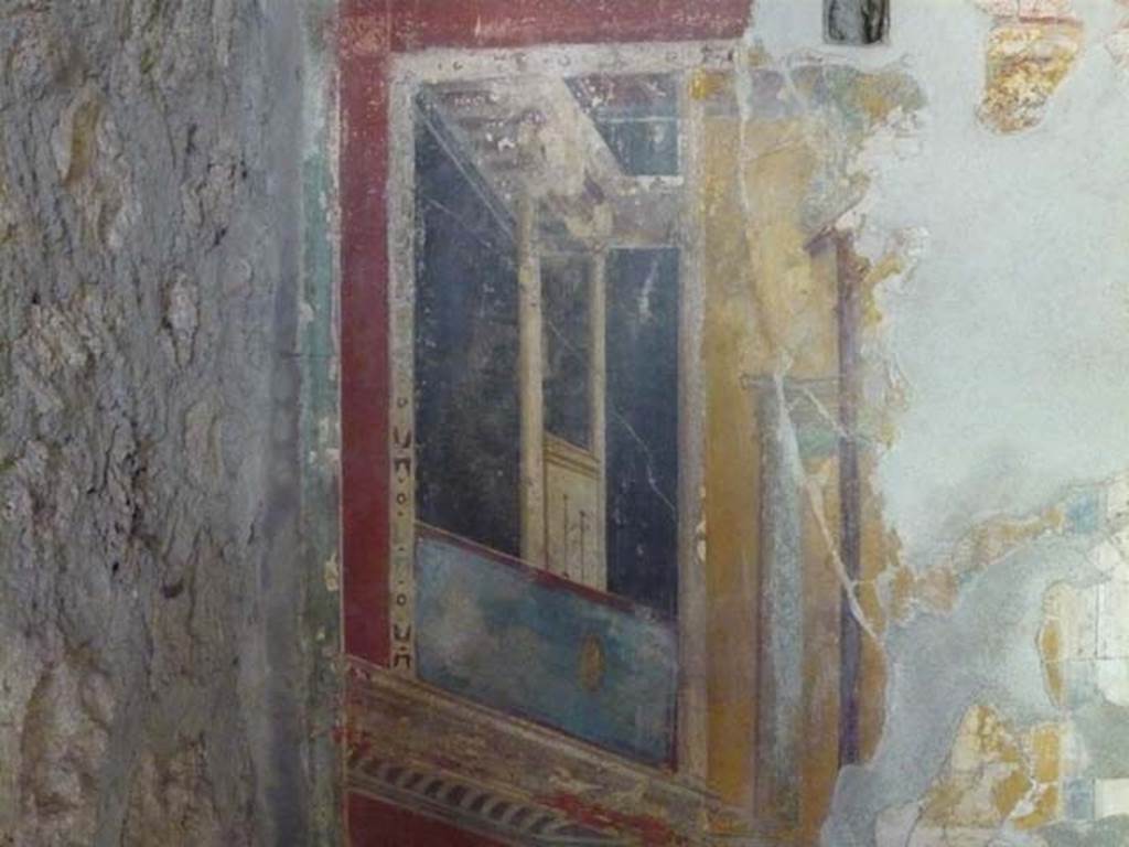 IX.13.1-3 Pompeii. May 2012. Room 17, detail from south wall in south-east corner.
Photo courtesy of Buzz Ferebee.