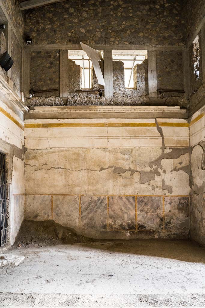 IX.13.3 Pompeii. October 2021. 
Room 1, looking towards east wall. Photo courtesy of Johannes Eber.