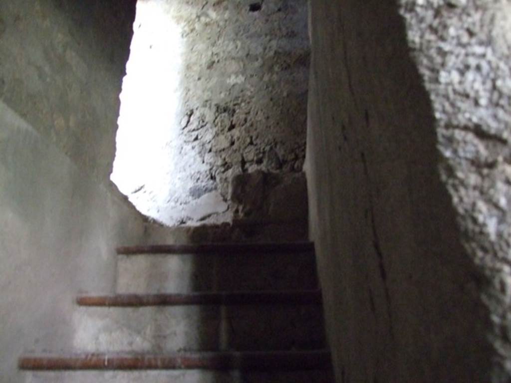 IX.13.1-3 Pompeii. March 2009. Room 8, stairs to upper floor.