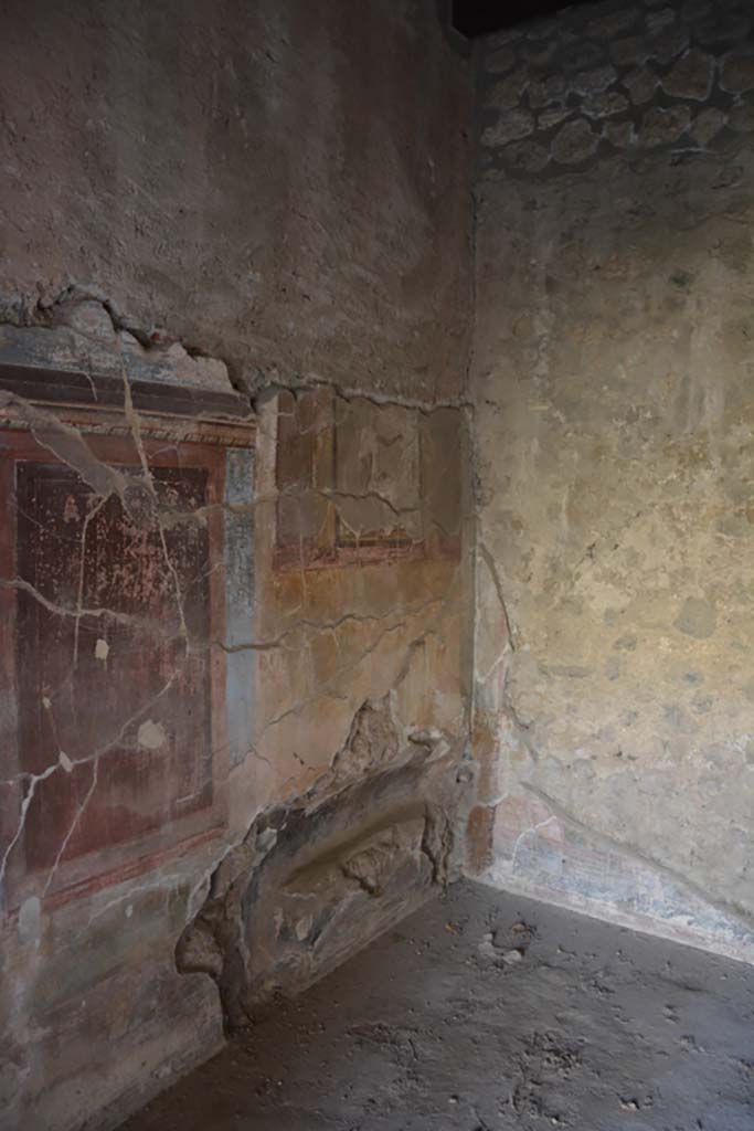 IX.14.4 Pompeii. September 2019. Room 5, looking towards south-east corner.
Foto Annette Haug, ERC Grant 681269 DÉCOR.