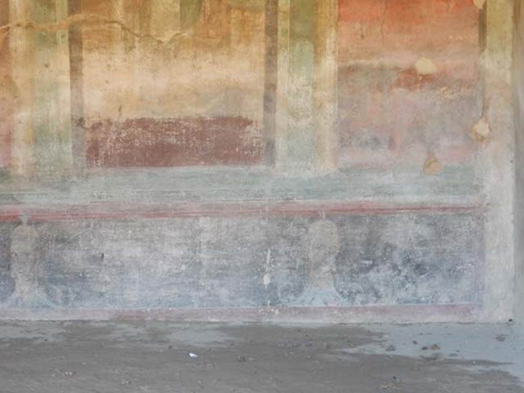 IX.14.4 Pompeii. May 2017. Room 3, lower south wall zoccolo at centre and west end. 
Photo courtesy of Buzz Ferebee.