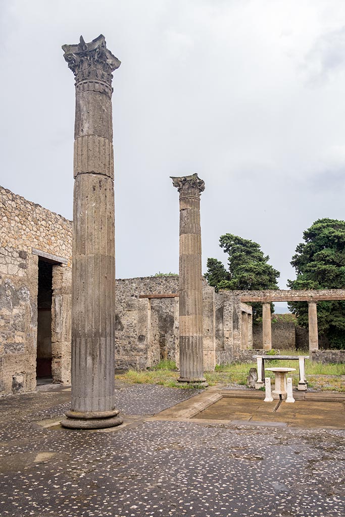 IX.14.4 Pompeii. July 2024. 
Tetrastyle atrium B, looking towards the east side. Photo courtesy of Johannes Eber.
