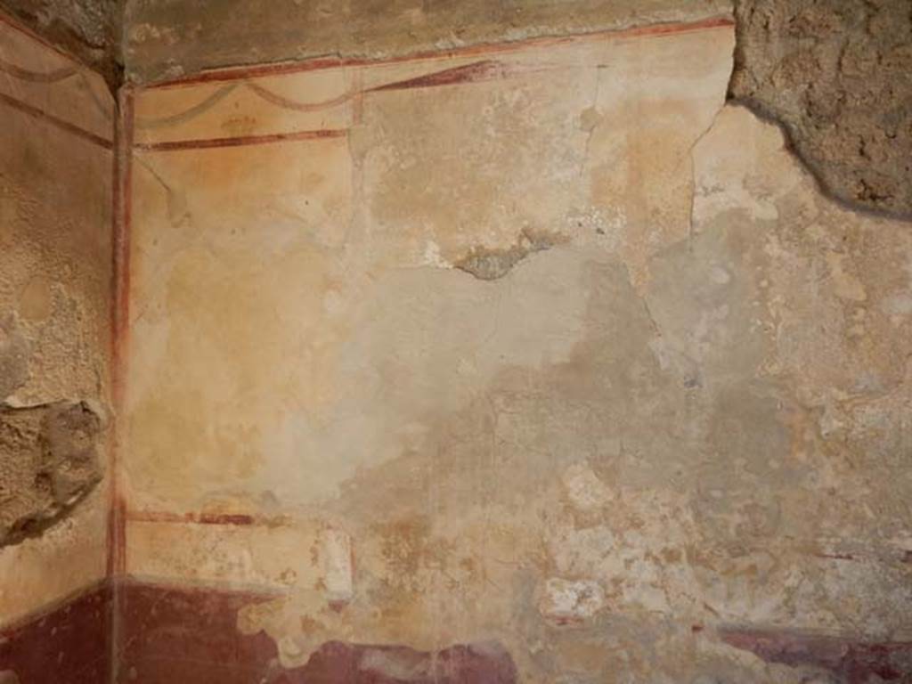 IX.14.4 Pompeii. May 2017. Cubiculum E, looking towards north-west corner and north wall. Photo courtesy of Buzz Ferebee.