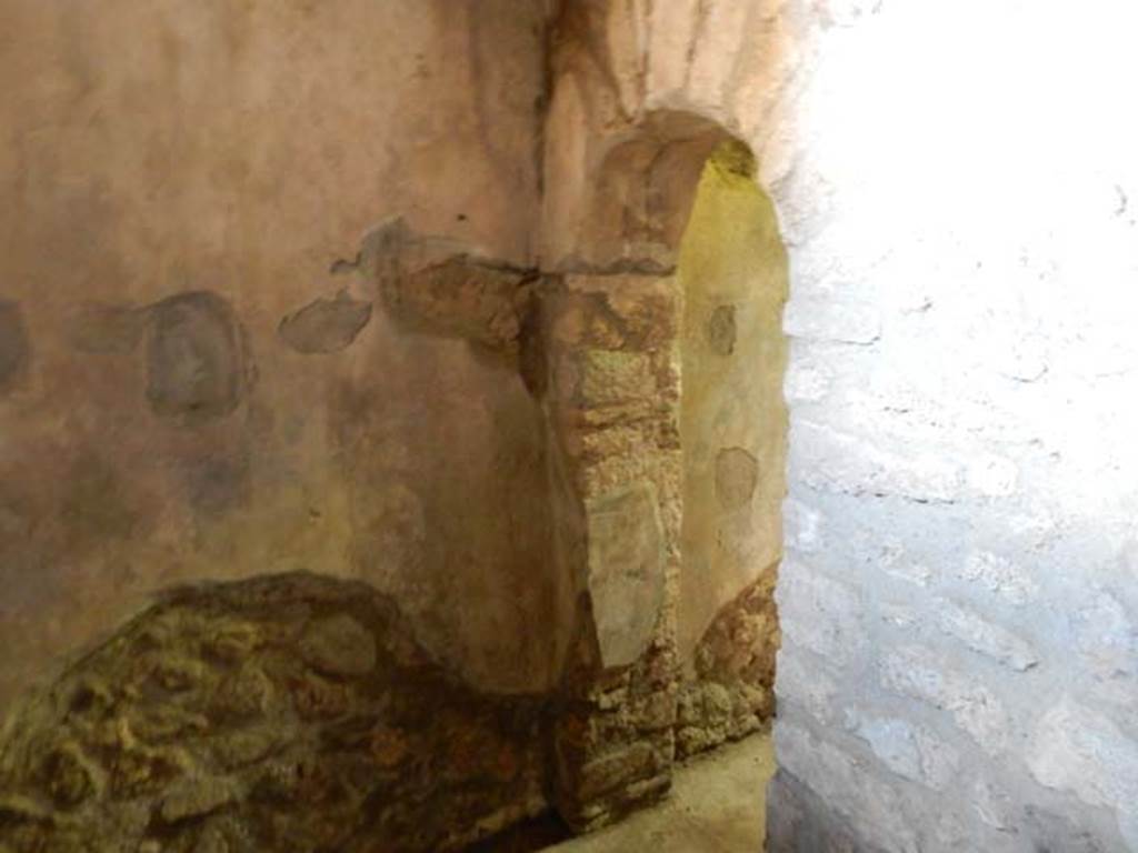 IX.14.4 Pompeii. May 2017. Room 16, laconicum in baths area. Looking towards arched doorway in west wall to room 17 calidarium.
Photo courtesy of Buzz Ferebee.
