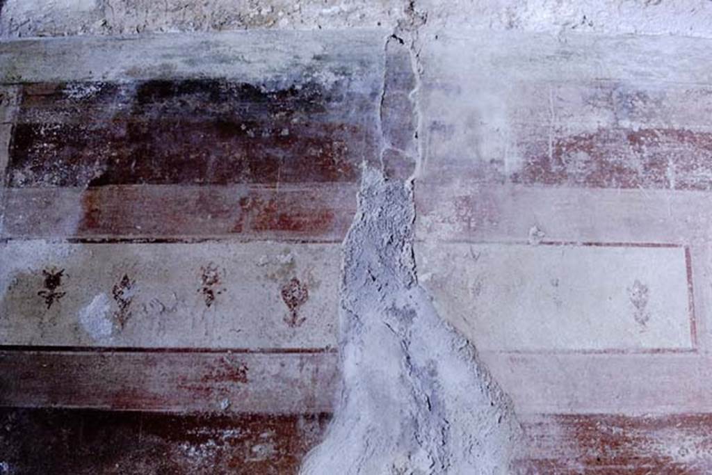 IX.14.4 Pompeii. 1968.  Room 15, upper central north wall. Photo by Stanley A. Jashemski.
Source: The Wilhelmina and Stanley A. Jashemski archive in the University of Maryland Library, Special Collections (See collection page) and made available under the Creative Commons Attribution-Non Commercial License v.4. See Licence and use details.
J68f1538