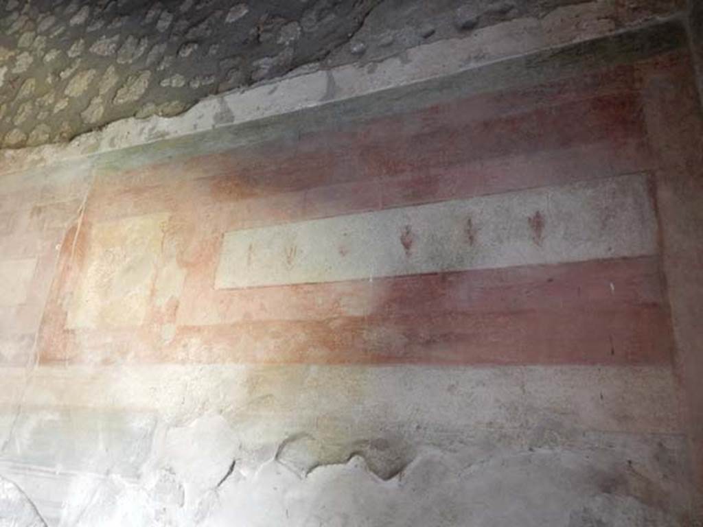 IX.14.4 Pompeii. May 2017. Room 15, upper east end of north wall. Photo courtesy of Buzz Ferebee.