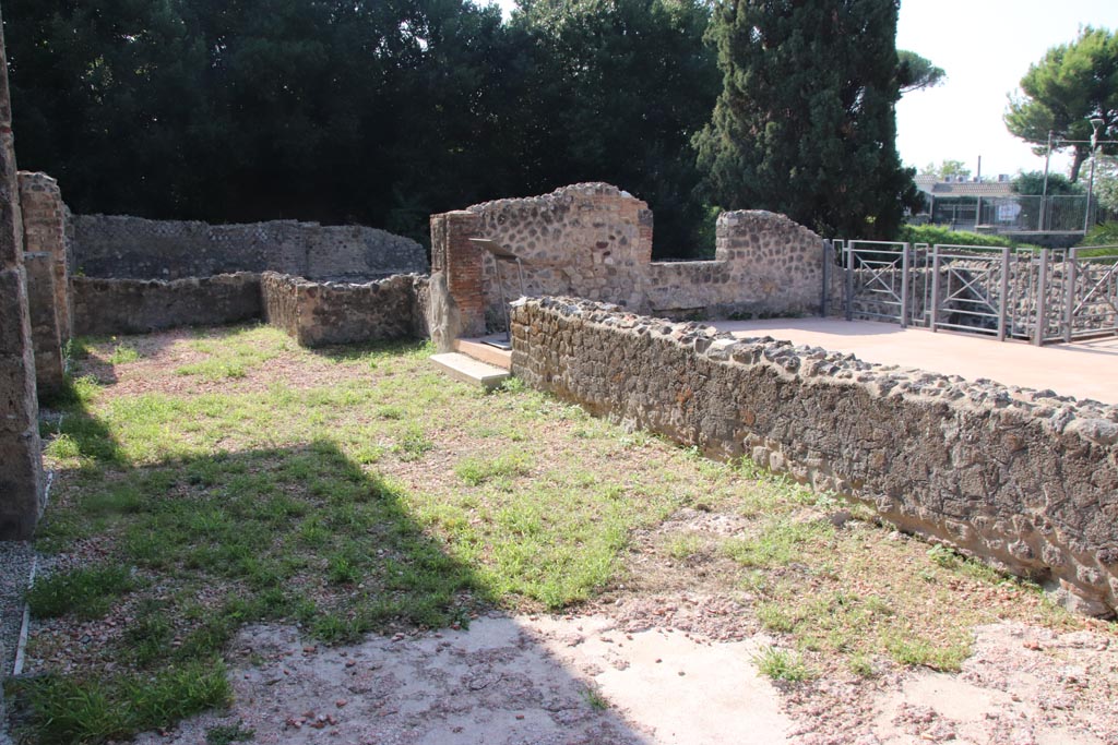 HGW24 Pompeii. Villa of Diomedes. October 2023. 
Looking south across terrace from rear of tablinum towards doorway to area 43. Photo courtesy of Klaus Heese.
(Fontaine – 4,9).