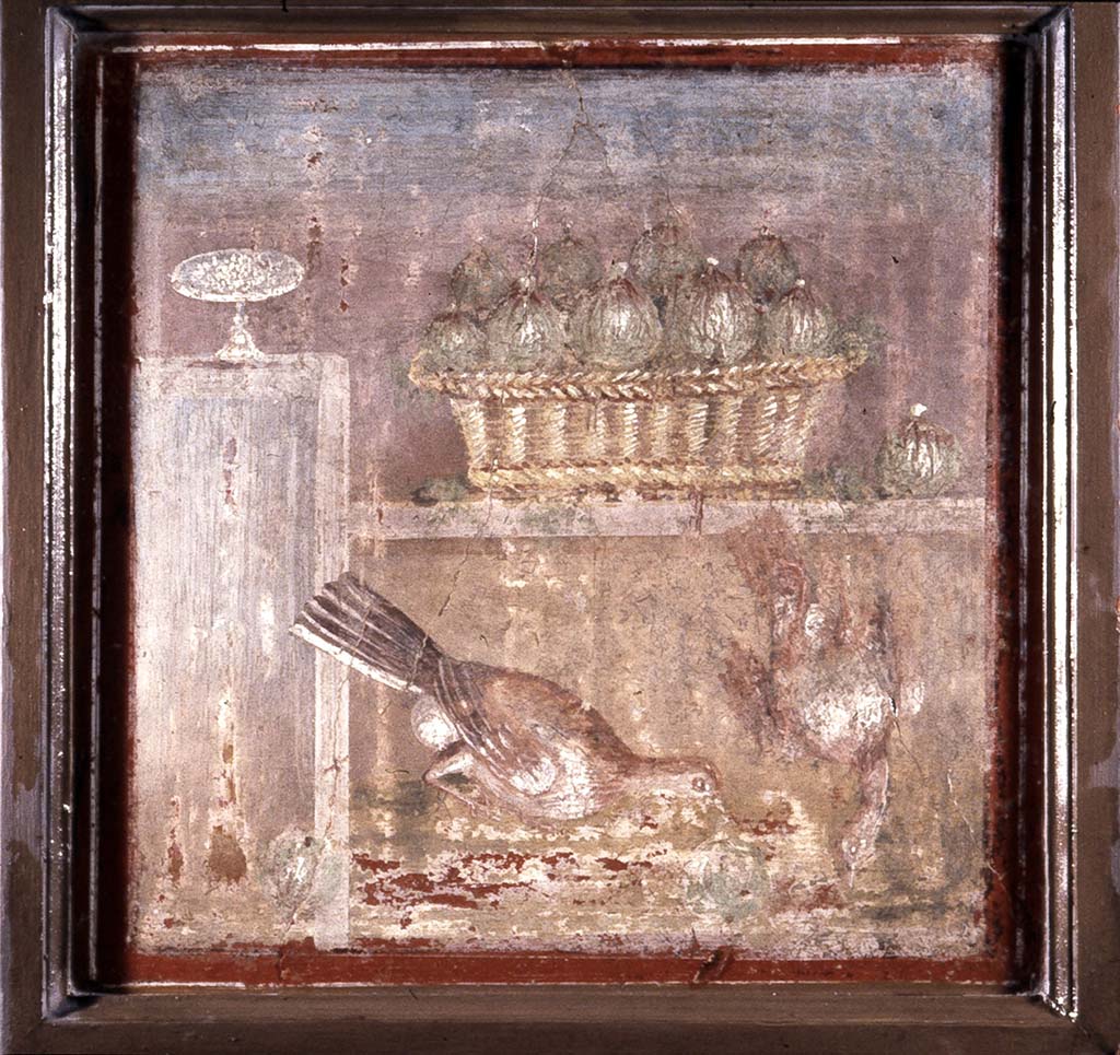HGW24 Pompeii. Painting of basket of figs with two dead birds, found 9th March 1771 in the tablinum.
Now in Naples Archaeological Museum. Inventory number 8640.
See Pagano, M. and Prisciandaro, R., 2006. Studio sulle provenienze degli oggetti rinvenuti negli scavi borbonici del regno di Napoli. Naples: Nicola Longobardi. (p.70).
Photo ©Villa Diomedes Project, base de données Images, http://villadiomede.huma-num.fr/bdd/images/5342