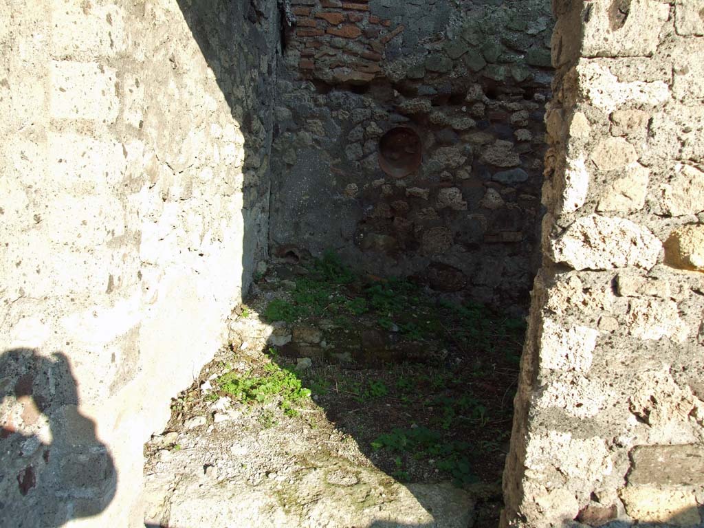 HGW24 Pompeii. December 2006. Looking east into doorway to room on east side of stone staircase. 
(Villa Diomedes Project – area 37).
(Fontaine, room 4,7).