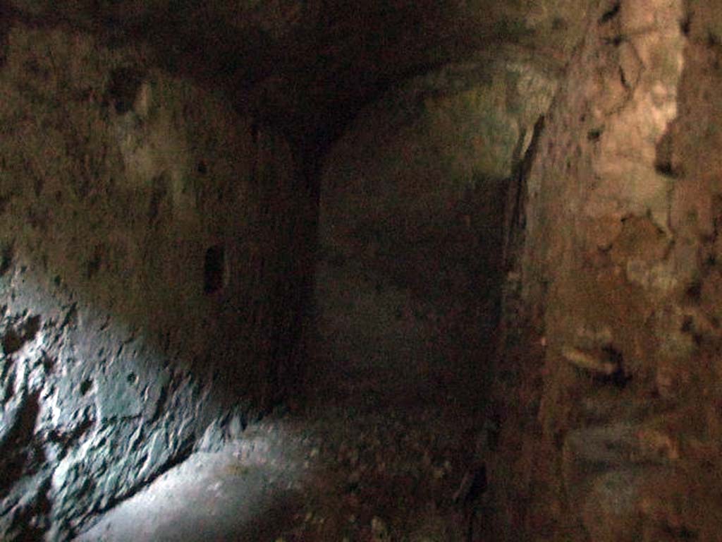 HGW24 Pompeii. December 2006. Room to side of corridor, leading down to lower level. 
(Fontaine, rooms 5,14/5,15 on south side of corridor looking west towards 5,14, from 5,15 through doorway).