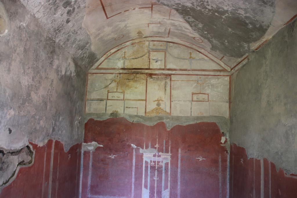 Villa of Diomedes, Pompeii. May 2024. Looking towards upper east wall. Photo courtesy of Klaus Heese.
(Villa Diomedes Project – area 55).
(Fontaine, room 5,9).