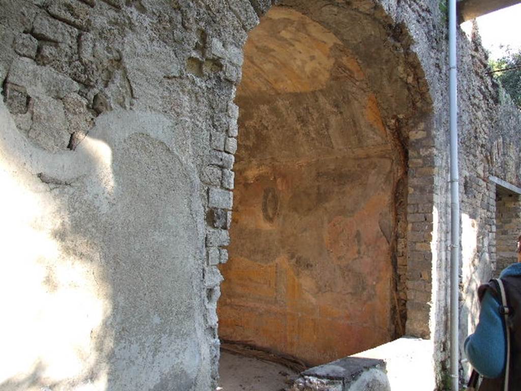 HGW24 Pompeii. December 2006. Looking south-east into one of the richly decorated living rooms on the eastern side of the garden. 
(Fontaine, room 5,7).