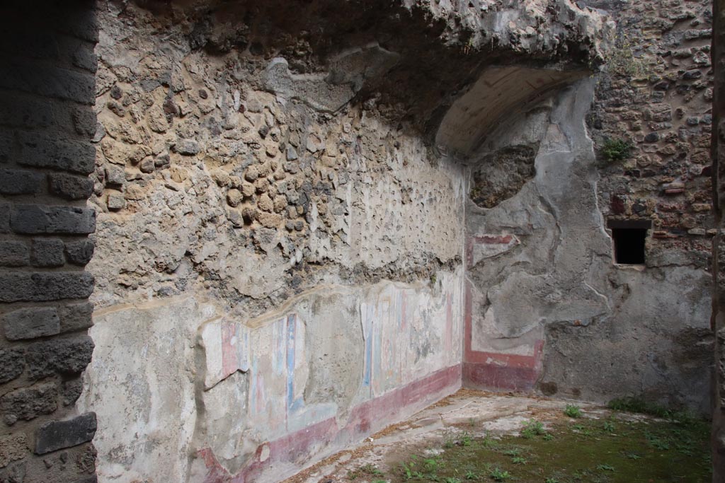 Villa of Diomedes, Pompeii. October 2023. 
Looking east along north wall, and remaining ceiling in north-east corner. Photo courtesy of Klaus Heese.
(Villa Diomedes Project – area 53).
(Fontaine, room 5,5).