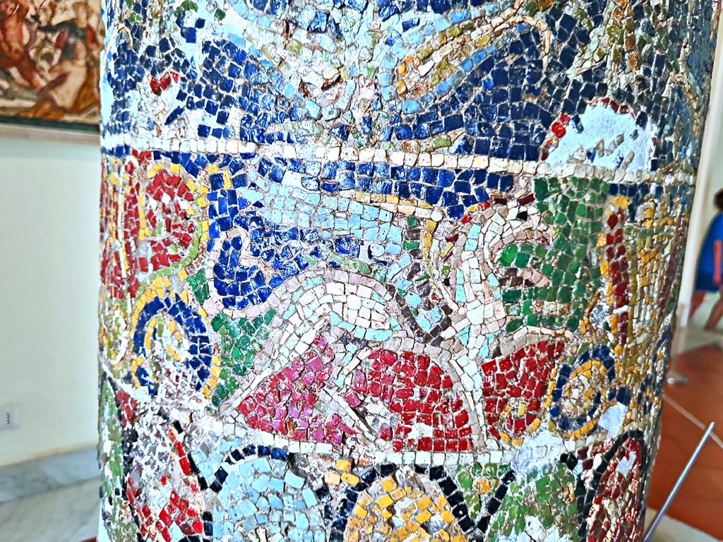 HGE12 Villa of the Mosaic Columns. September 2024.
Detail of decoration on column in Naples Archaeological Museum. Photo courtesy of Giuseppe Ciaramella.