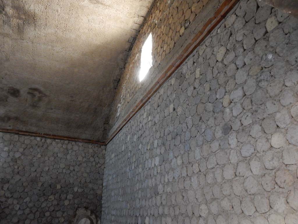 Villa San Marco, Stabiae, June 2019. Room 29, vaulted ceiling at east end. Photo courtesy of Buzz Ferebee