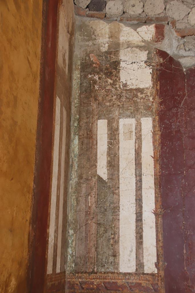Villa San Marco, Stabiae, October 2022. 
Room 53, upper east wall at north end. Photo courtesy of Klaus Heese.