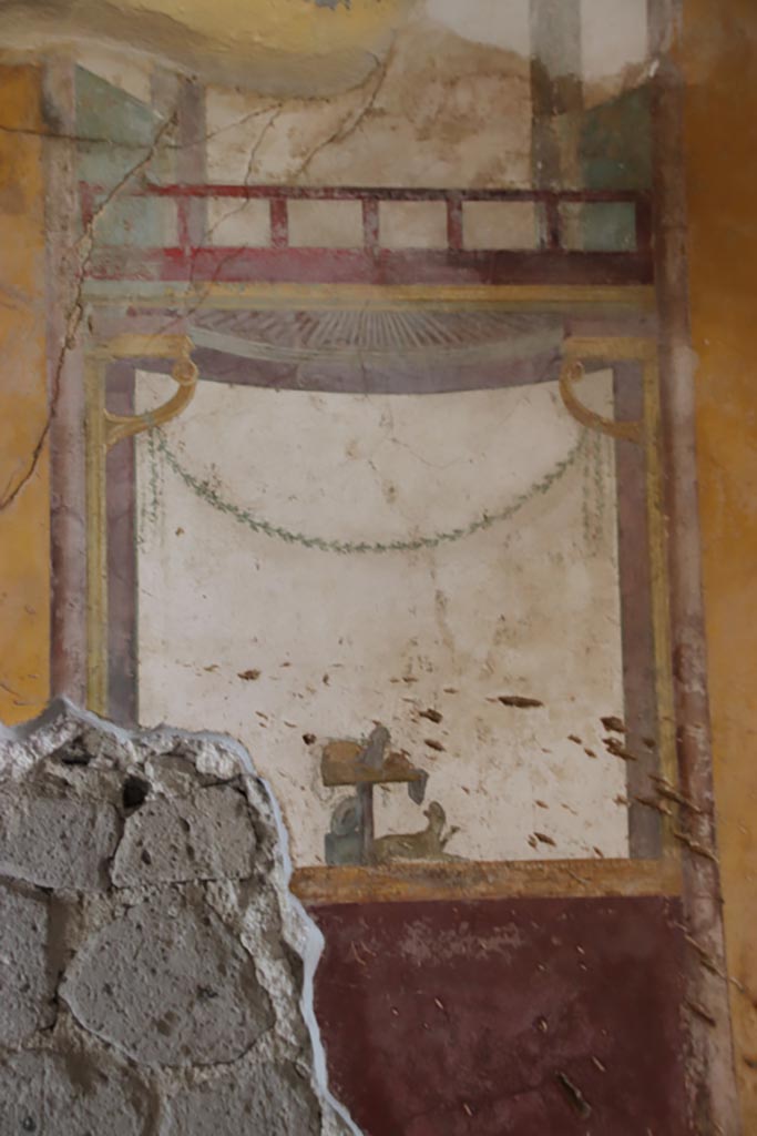 Villa San Marco, Stabiae, October 2022. 
Room 50, central wall painting from north wall. Photo courtesy of Klaus Heese.