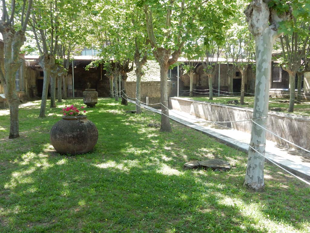 Villa San Marco, Stabiae, June 2019. Garden area 9, looking south towards Nymphaeum 62, upper left. 
Photo courtesy of Buzz Ferebee.