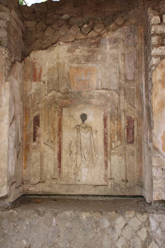 Villa San Marco, Stabiae. September 2019. Area 64, niche 8 containing stucco of the hunter. 
Photo courtesy of Klaus Heese.