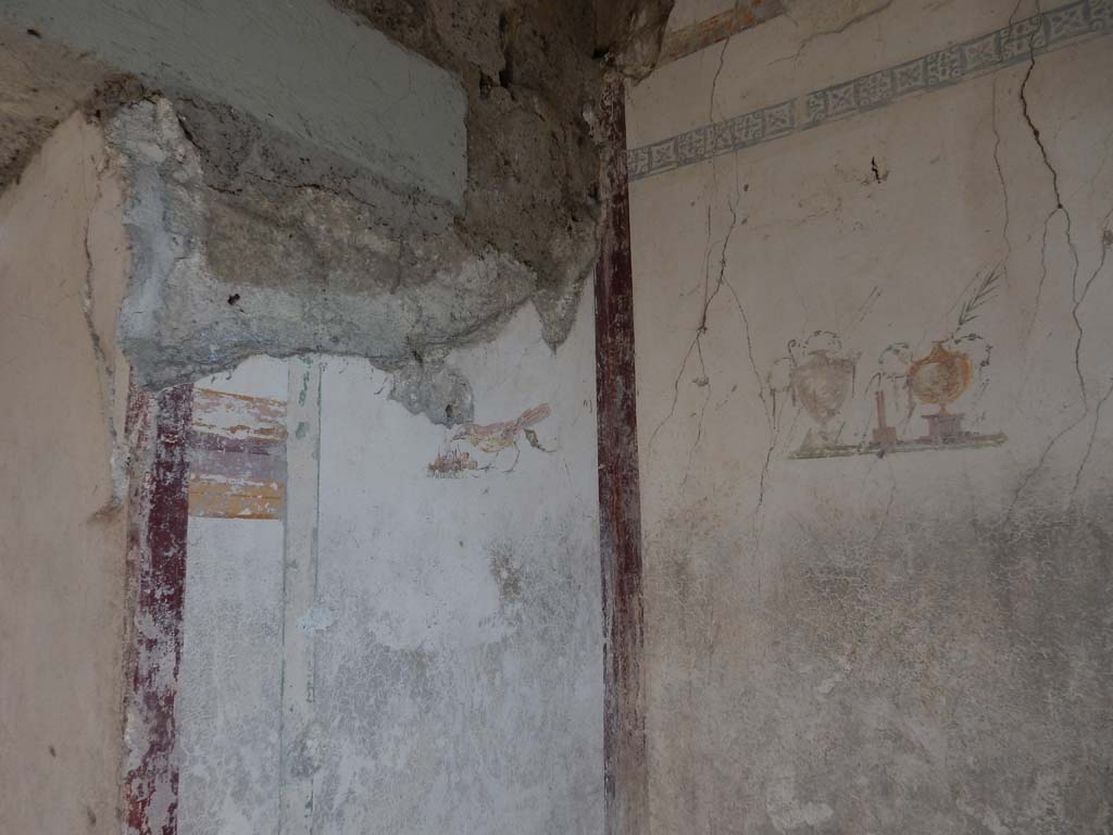 Villa San Marco, Stabiae, June 2019. Room 57, upper north-east corner. Photo courtesy of Buzz Ferebee