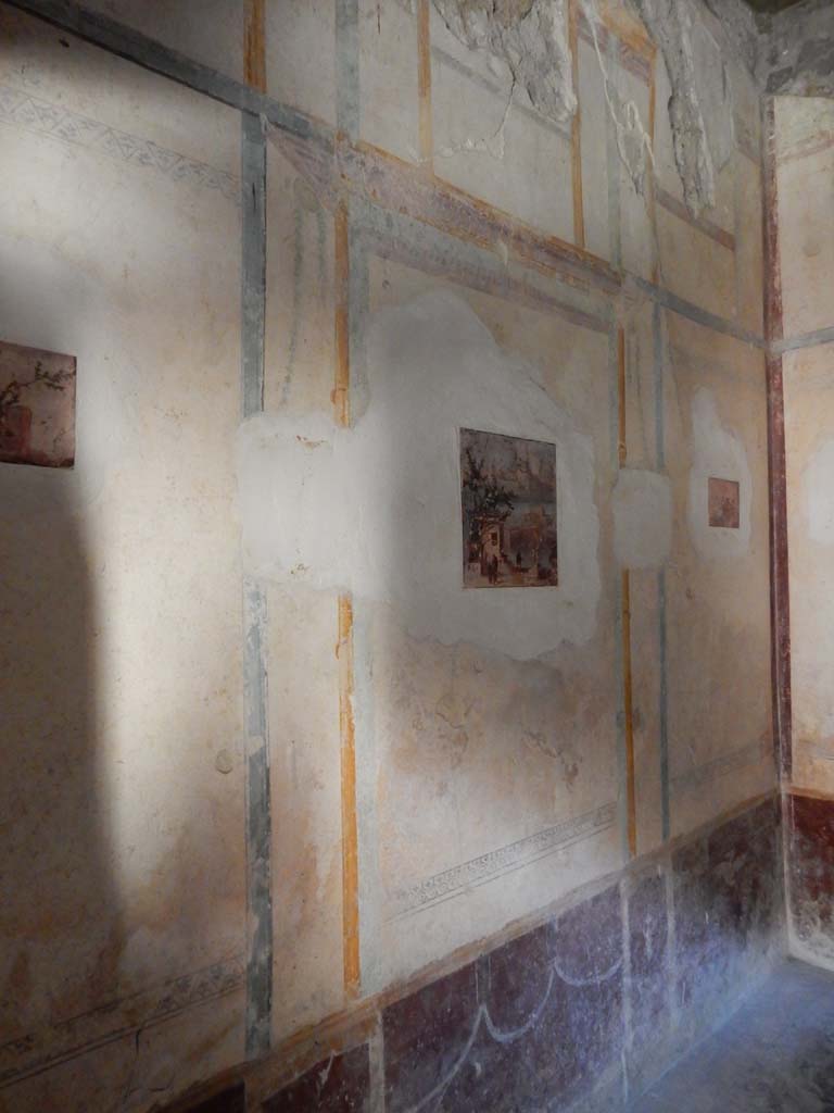 Villa San Marco, Stabiae, June 2019. Room 52, looking towards south wall.
Photo courtesy of Buzz Ferebee