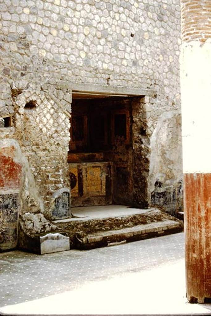 Villa San Marco, Stabiae, 1961. Room 45, looking towards lararium in west wall of atrium. Photo by Stanley A. Jashemski.
Source: The Wilhelmina and Stanley A. Jashemski archive in the University of Maryland Library, Special Collections (See collection page) and made available under the Creative Commons Attribution-Non Commercial License v.4. See Licence and use details. Jmit0094