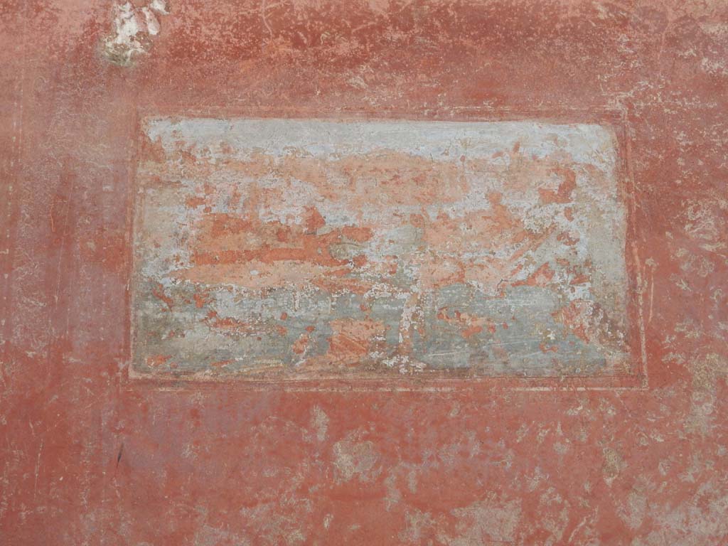 Villa San Marco, Stabiae, June 2019. Corridor 32, painted panel at north end of west wall.  
Photo courtesy of Buzz Ferebee