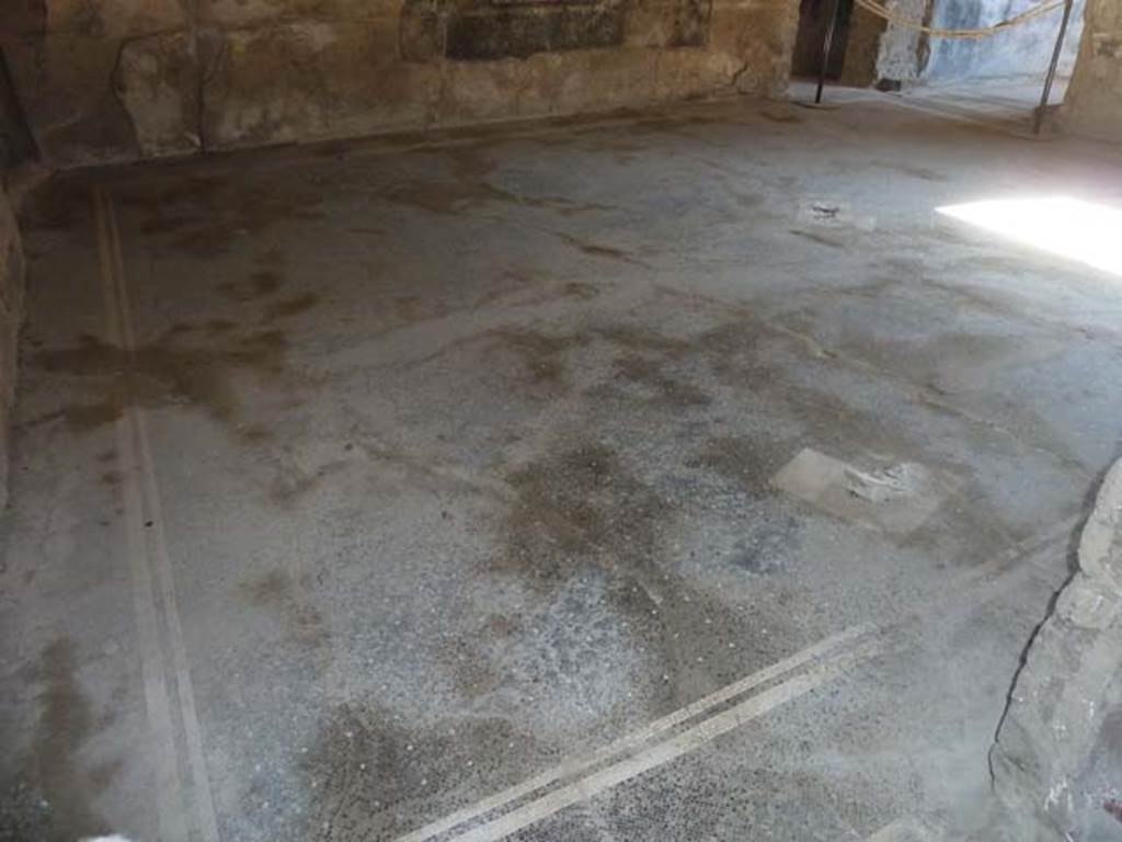 Villa San Marco, Stabiae, September 2015. Room 23, mosaic floor from room 36.