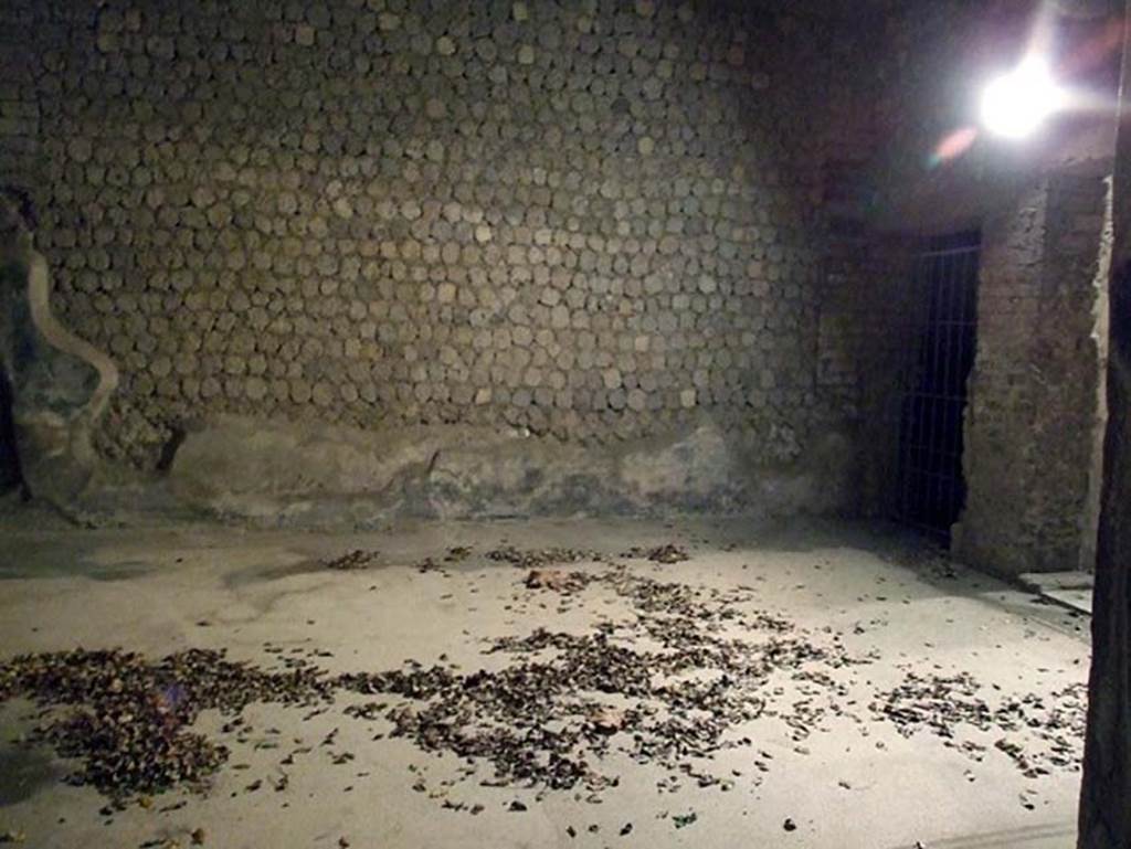 Villa San Marco, Stabiae, December 2006. 
Room 35, looking north-west across anteroom towards gated doorway to room 46, and open doorway to room 48, on right.