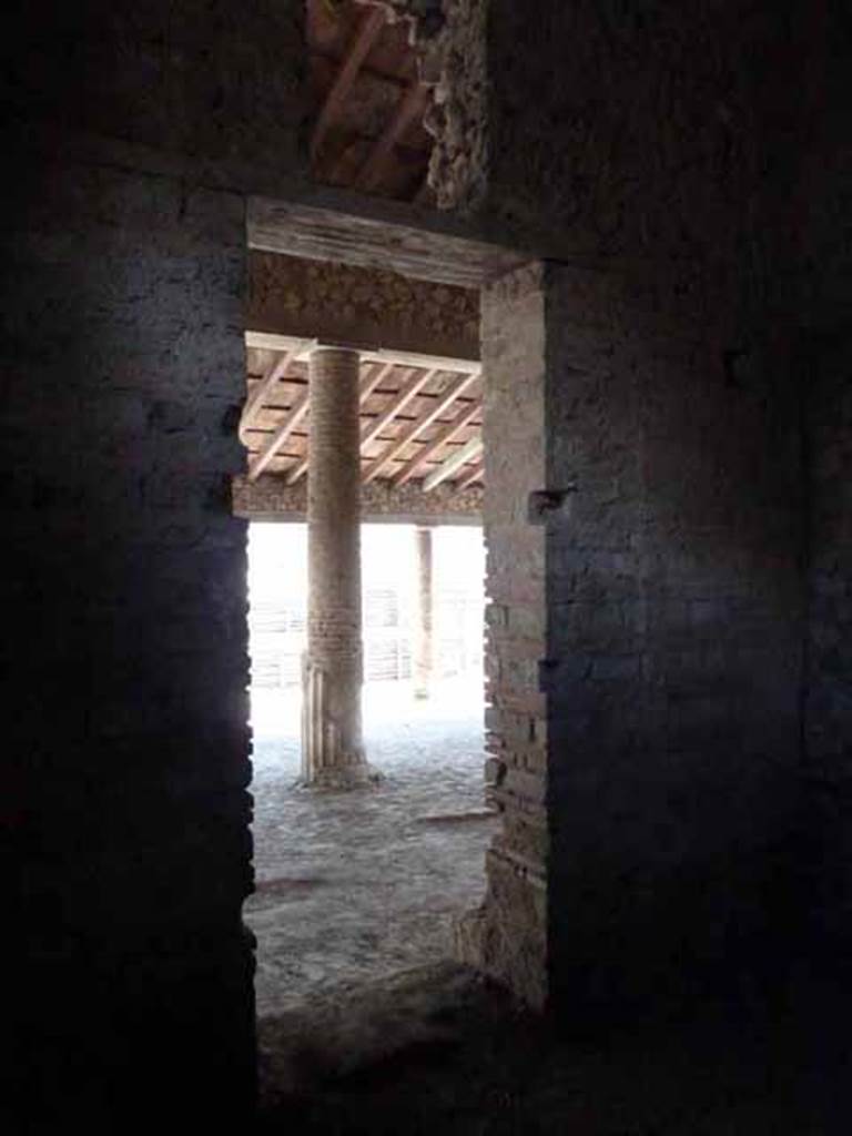 Villa of Mysteries, Pompeii. May 2010. Room 45, south wall with doorway to large colonnade.