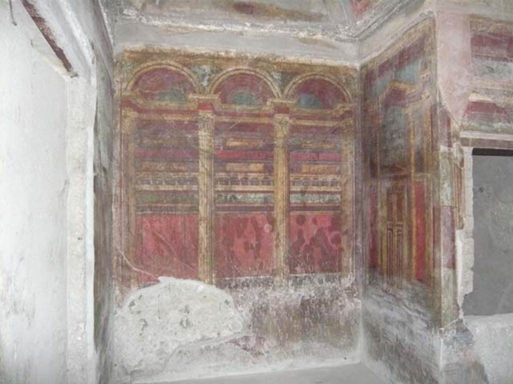 Villa of Mysteries, Pompeii. May 2012. Room 16, cubiculum with double alcove. East wall. Photo courtesy of Buzz Ferebee.