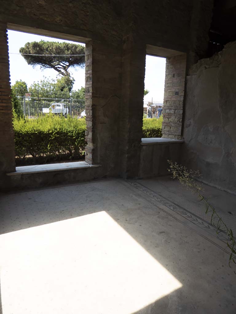 Villa of Mysteries, Pompeii. September 2017. Room 9, looking west.
Foto Annette Haug, ERC Grant 681269 DÉCOR.