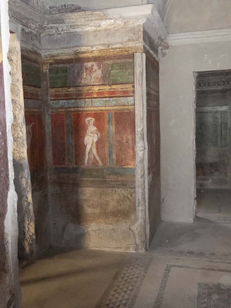Villa of Mysteries, Pompeii. September 2017. Room 4, looking towards north-east corner.
Foto Annette Haug, ERC Grant 681269 DÉCOR.