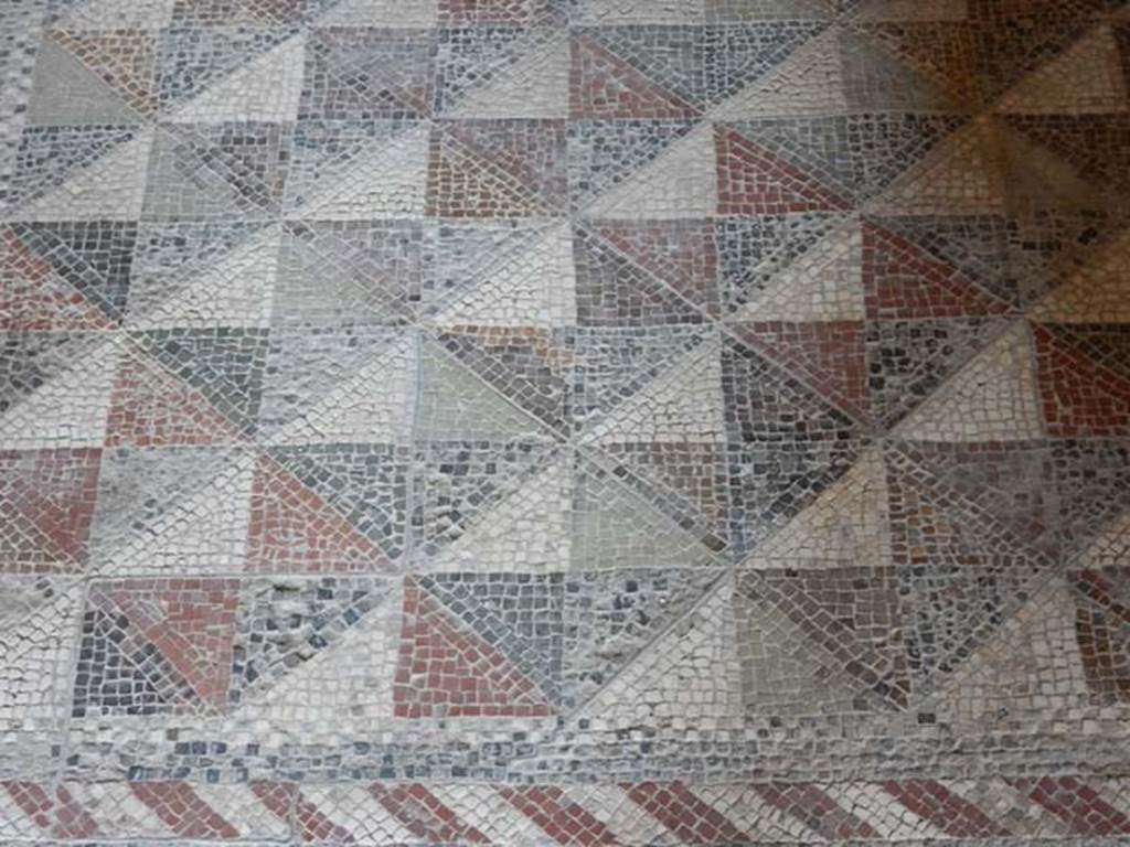 Villa of Mysteries, Pompeii. May 2015. Room 4, detail from mosaic floor. Photo courtesy of Buzz Ferebee.