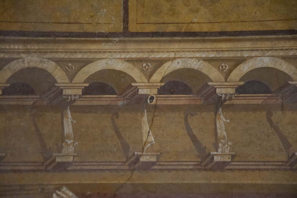Villa of Mysteries, Pompeii. November 2017. Room 3, detail of painted decoration from upper west wall.   
Foto Annette Haug, ERC Grant 681269 DÉCOR.