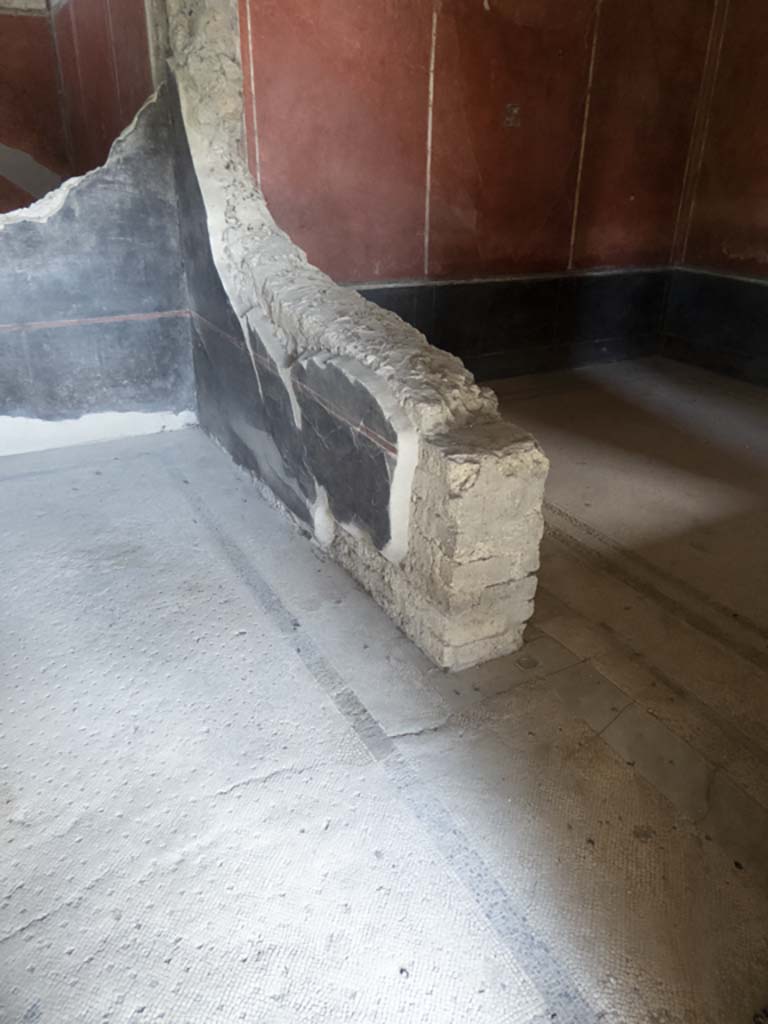 Villa of Mysteries, Pompeii. September 2017. Room 12, on left, and room 11, on right.
Foto Annette Haug, ERC Grant 681269 DÉCOR.